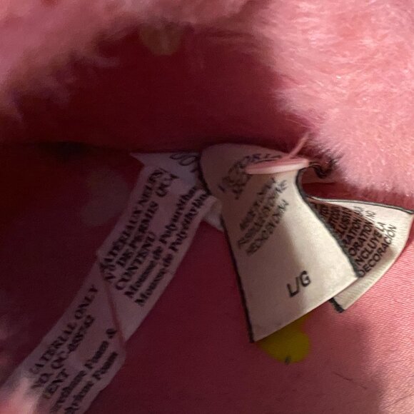 Victoria's Secret Bundle of 4 Slippers Valentines/Xmas/Plaid Size M/L **FIRM** - Picture 7 of 10